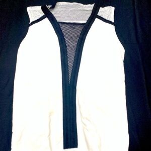 Tristan Womans Petit S White Black Mesh Sleeveless Top